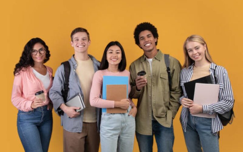 12-Members of foreign armed forces-Apply for a student visa-Artajobs افرادی که برای تحصیل در کانادا نیازی به مجوز ندارند؛ اعضای نیروهای مسلح خارجی