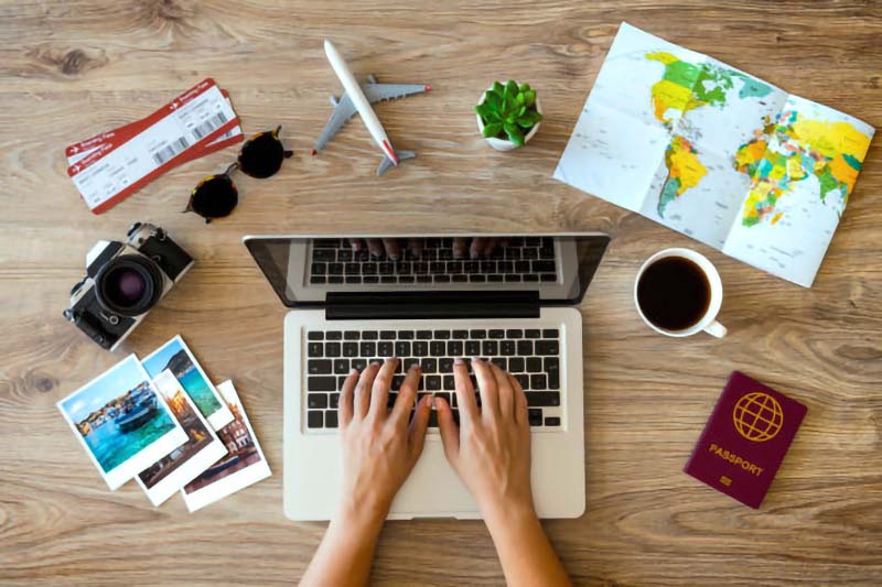 4-howWeCanRequestTouristVisa-TouristCanada-Artajobs.com-min ویزای توریستی کانادا؛ چگونه درخواست ویزای توریستی داشته باشیم؟