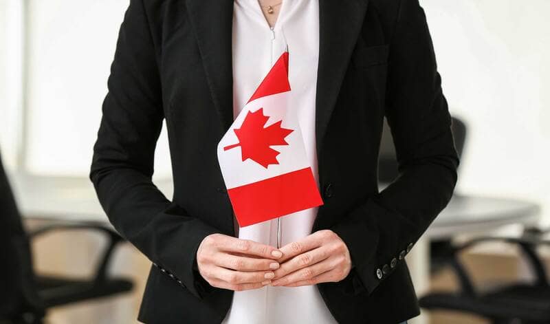 مسیر اقامت موقت به اقامت دائم کانادا